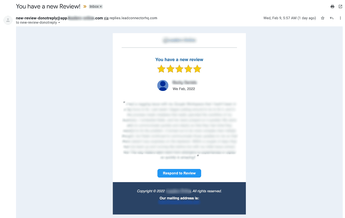 Email automático de nueva reseña recibida — vista general de la notificación al equipo